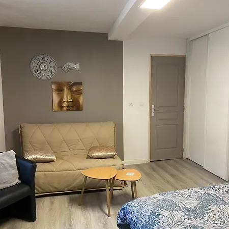 Entier Rez-de-chaussee Bompas (Ariege)